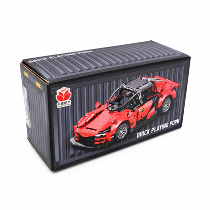 Konstruktorius sportinis automobilis konteinerio dėžutėje TR2387F