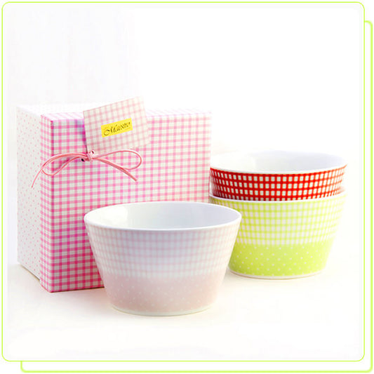 MAESTRO Porcelianiniai dubenys. 2 gb, Ø 14 cm. Spalva: raudona MR 10009 07 RD