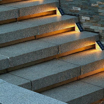 Saulės lempa laiptams