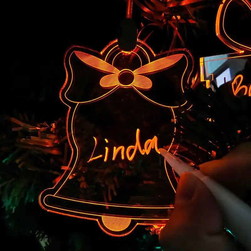 Šviečianti Kalėdinė Eglutės Dekoracija - Varpelis